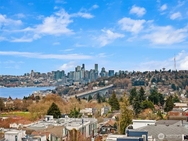 Property photo for 4309 Evanston Avenue N, Seattle