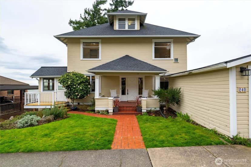 Property photo for 240 S Forest Street, Bellingham photo 2