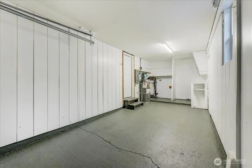 Property photo for 9320 31st Place Sw, Seattle photo 16