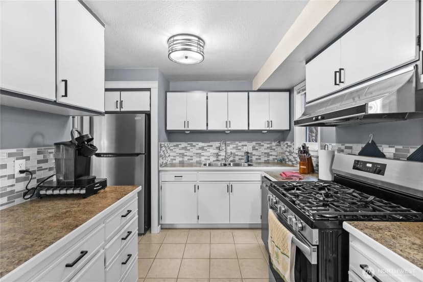 Property photo for 703 22nd Street Se, Auburn photo 4