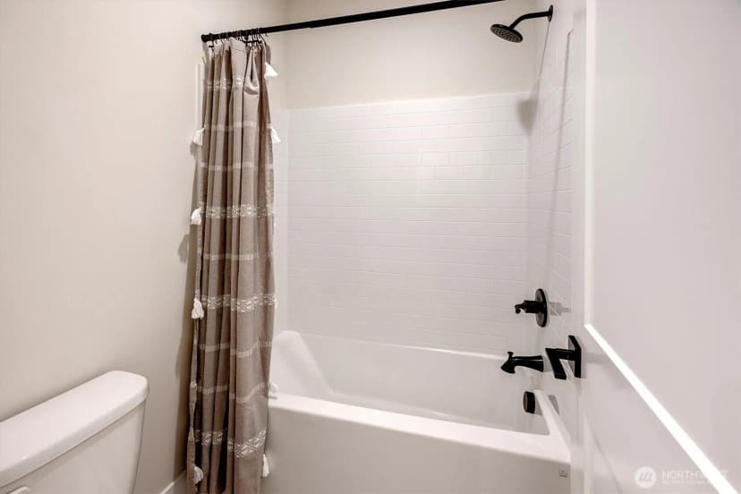Property photo for 12143 Ne 170th Place, Bothell photo 27