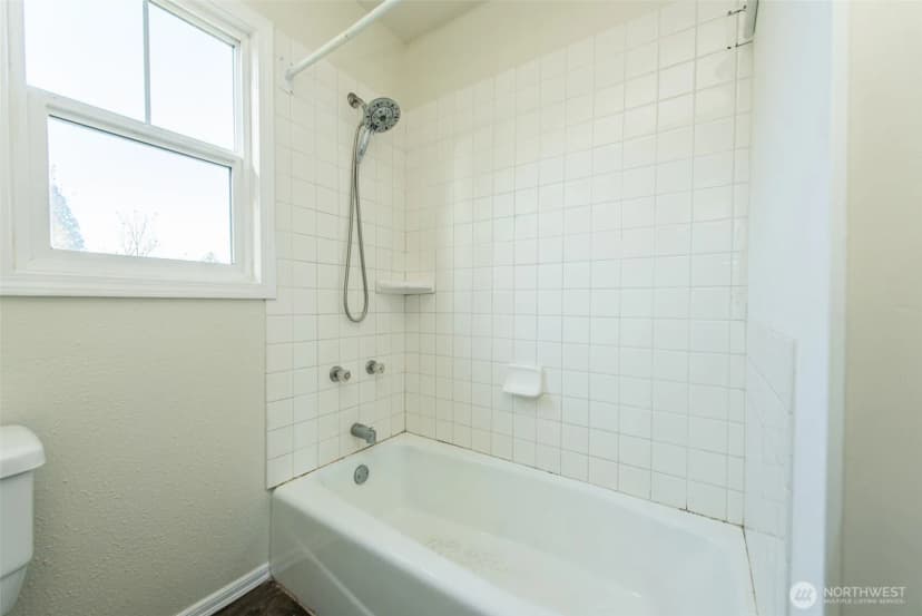 Property photo for 1202 W 9th Street, Port Angeles photo 13