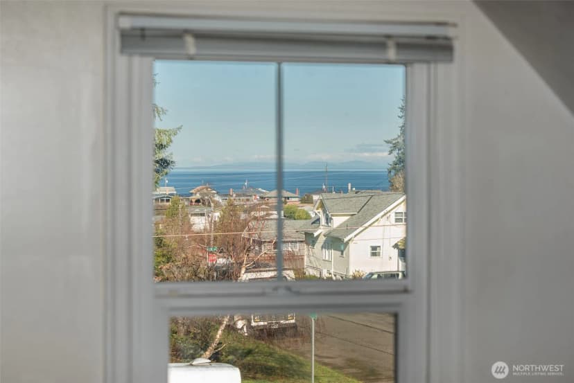 Property photo for 1202 W 9th Street, Port Angeles photo 5