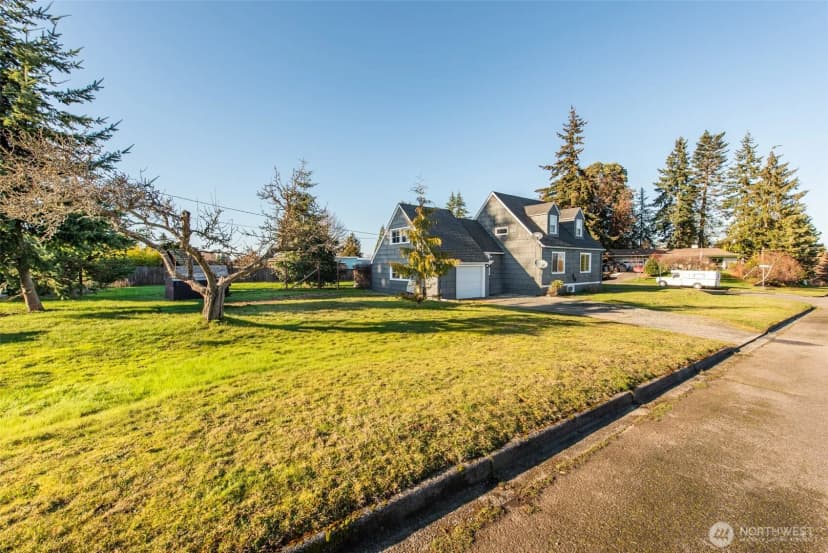 Property photo for 1202 W 9th Street, Port Angeles photo 35