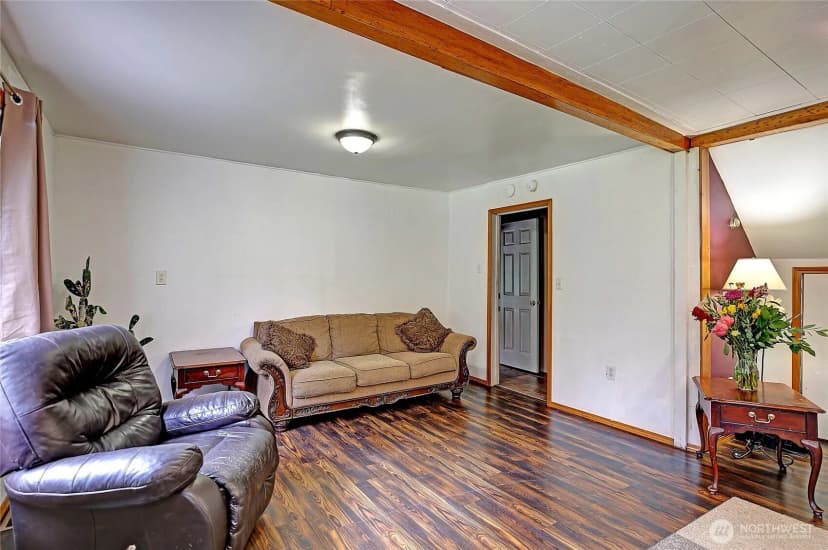 Property photo for 39729 State Route 530 Ne, Arlington photo 11