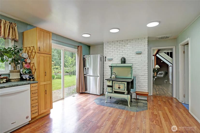 Property photo for 39729 State Route 530 Ne, Arlington photo 8