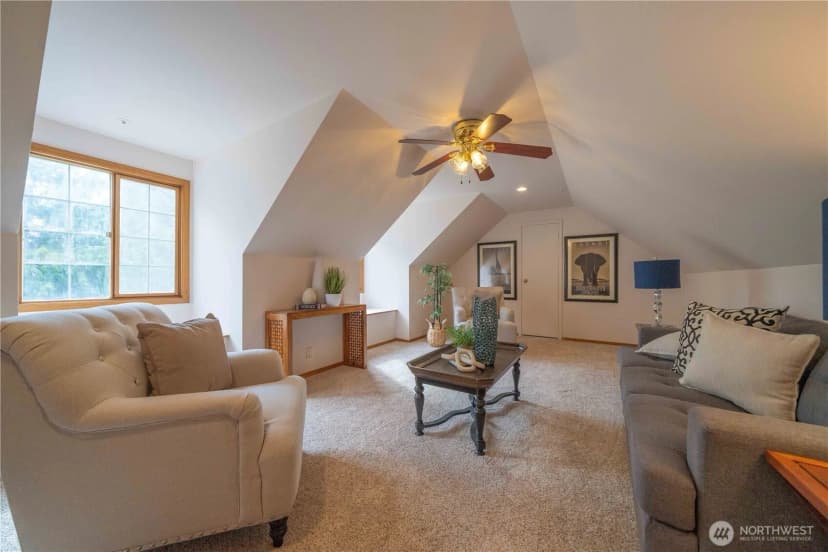 Property photo for 18118 236th Avenue Ne, Woodinville photo 33