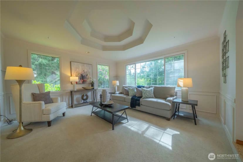 Property photo for 18118 236th Avenue Ne, Woodinville photo 4