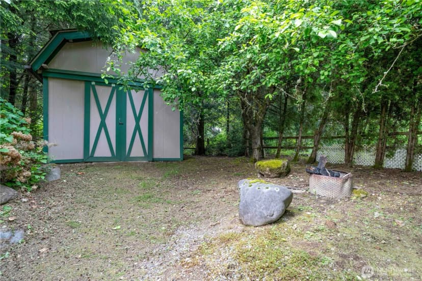 Property photo for 18118 236th Avenue Ne, Woodinville photo 34