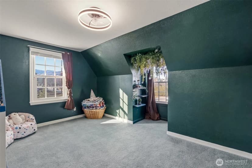 Property photo for 941 Idaho Street, Wenatchee photo 26