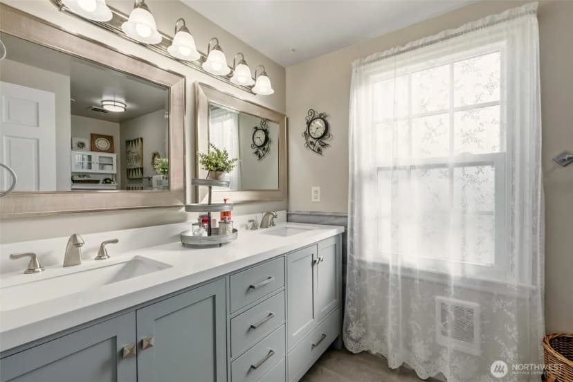Property photo for 941 Idaho Street, Wenatchee photo 24