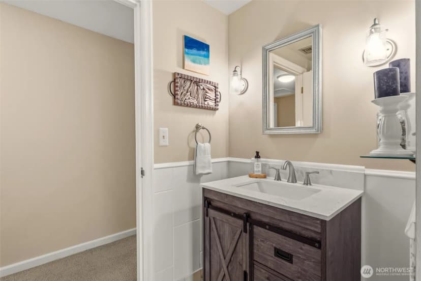 Property photo for 941 Idaho Street, Wenatchee photo 27