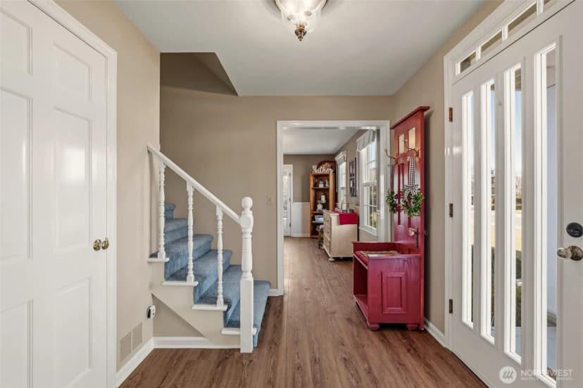 Property photo for 941 Idaho Street, Wenatchee photo 11