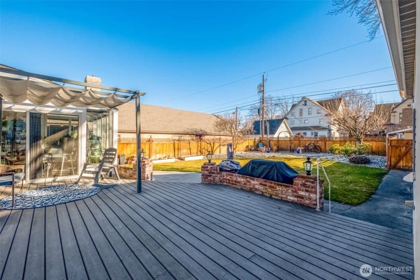 Property photo for 941 Idaho Street, Wenatchee photo 31