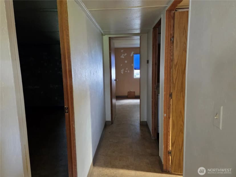 Property photo for 208 Burma Road, Castle Rock photo 13