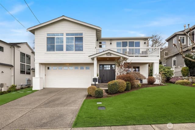 Property photo for 508 10th Avenue W, Kirkland
