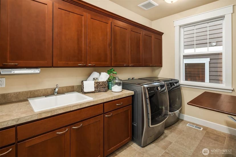 Property photo for 3311 Burnett Avenue N, Renton photo 31