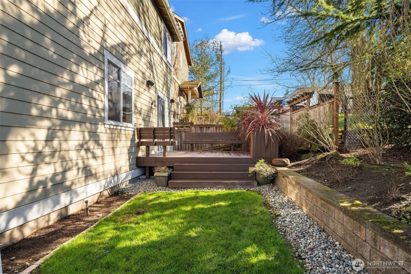 Property photo for 3311 Burnett Avenue N, Renton photo 37