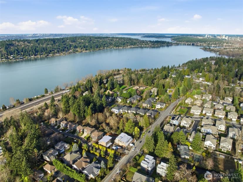 Property photo for 11087 Se 62nd Place, Bellevue photo 33