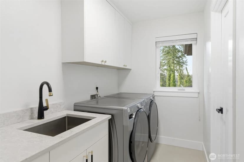 Property photo for 11087 Se 62nd Place, Bellevue photo 31