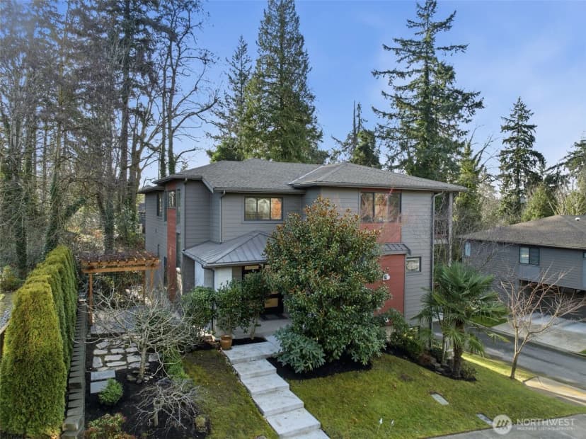 Property photo for 11087 Se 62nd Place, Bellevue