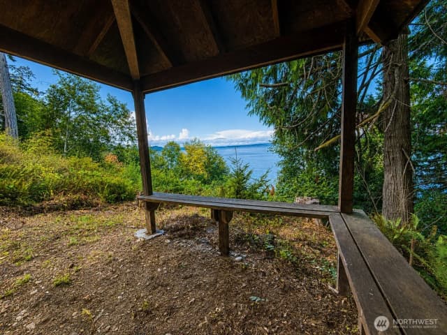 Property photo for 7418 Nw Ioka Drive, Silverdale photo 4