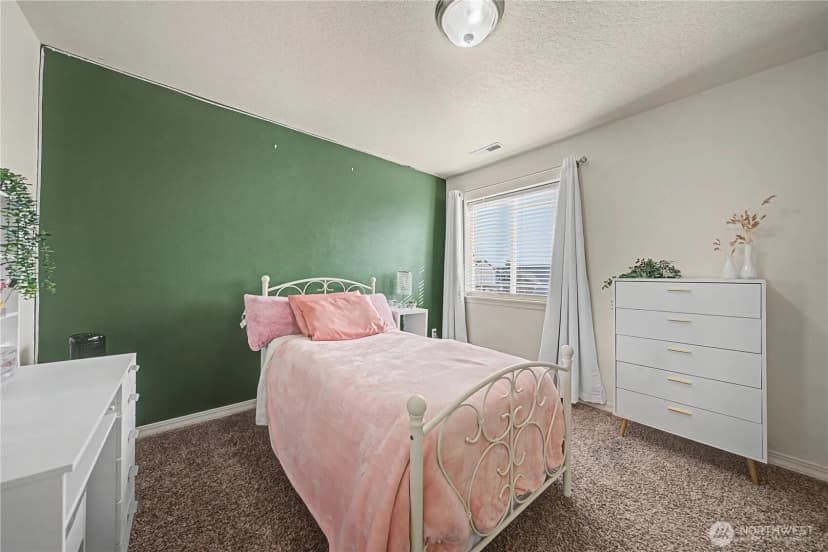 Property photo for 811 5th Avenue Ne, Ephrata photo 21