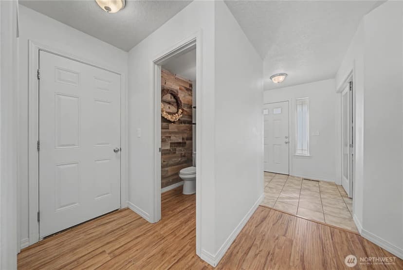 Property photo for 811 5th Avenue Ne, Ephrata photo 31