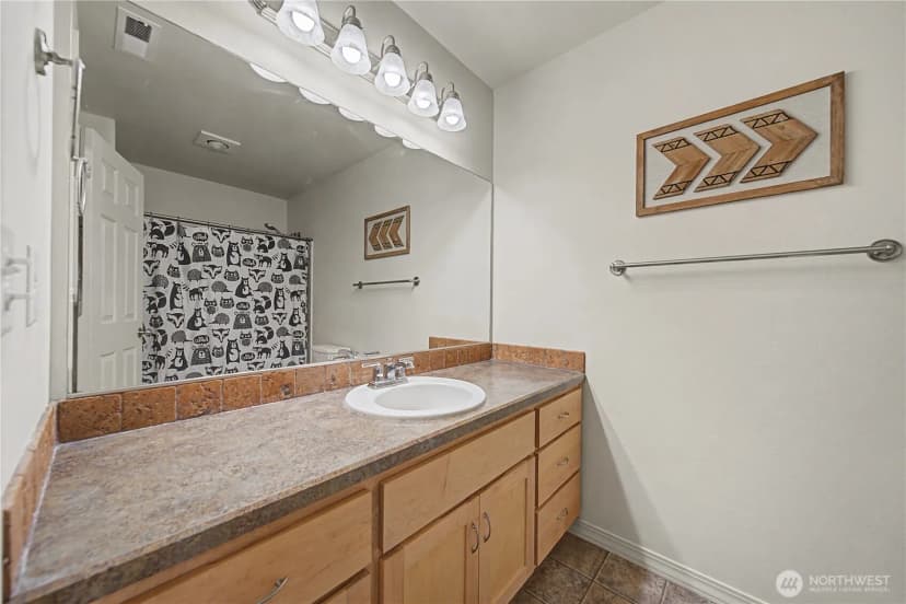 Property photo for 811 5th Avenue Ne, Ephrata photo 28