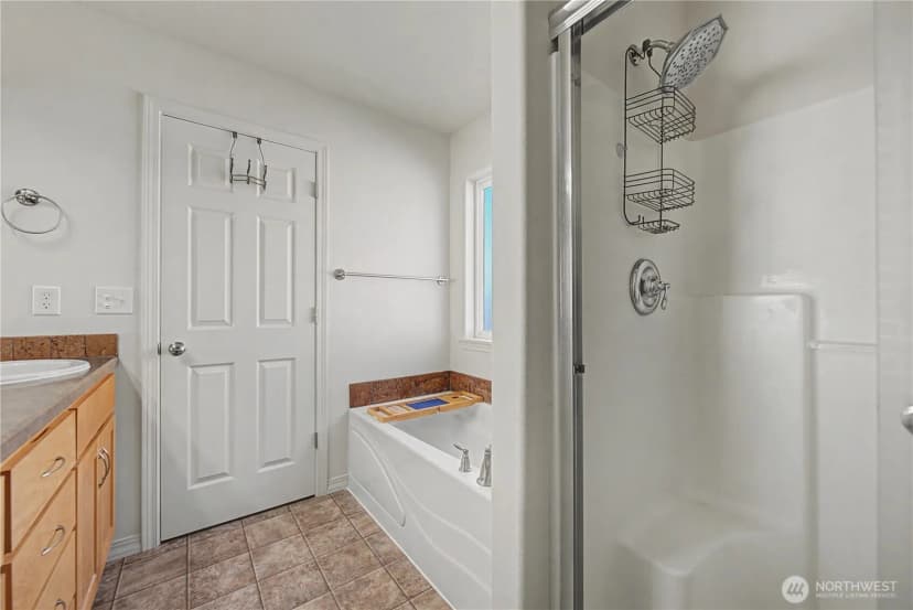 Property photo for 811 5th Avenue Ne, Ephrata photo 17