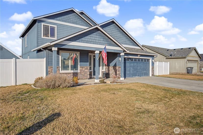 Property photo for 811 5th Avenue Ne, Ephrata photo 2
