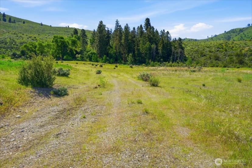 Property photo for 3725 Us Highway 97a, Chelan photo 16
