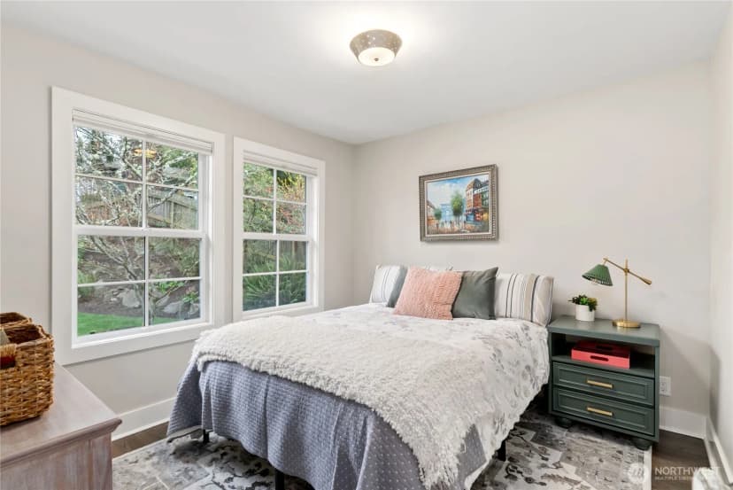 Property photo for 9604 44th Avenue Sw, Seattle photo 23