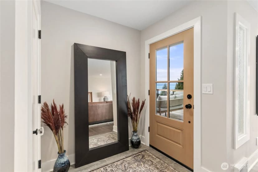 Property photo for 9604 44th Avenue Sw, Seattle photo 8