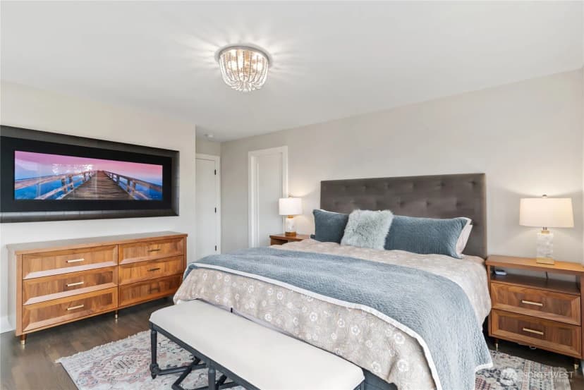 Property photo for 9604 44th Avenue Sw, Seattle photo 15