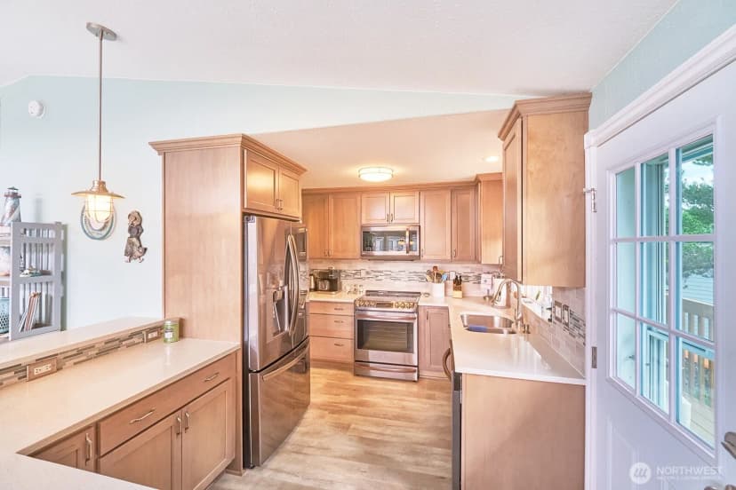 Property photo for 32208 G Street, Ocean Park photo 12