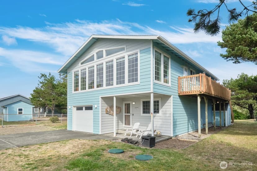 Property photo for 32208 G Street, Ocean Park photo 2