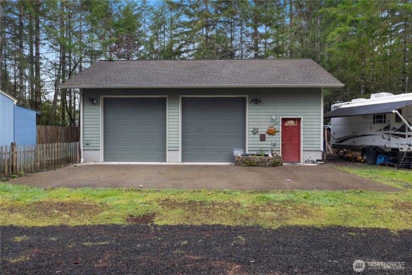 Property photo for 30 Se Mariner Lane, Shelton photo 26