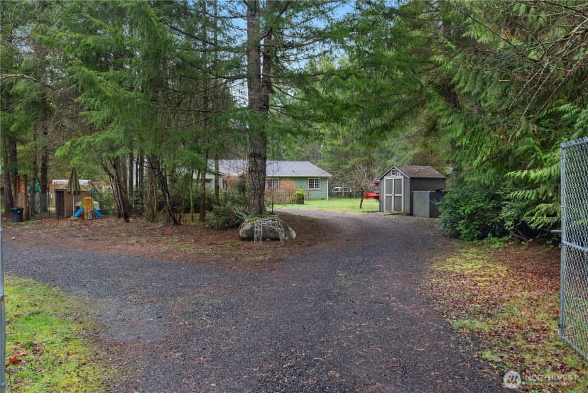 Property photo for 30 Se Mariner Lane, Shelton photo 4