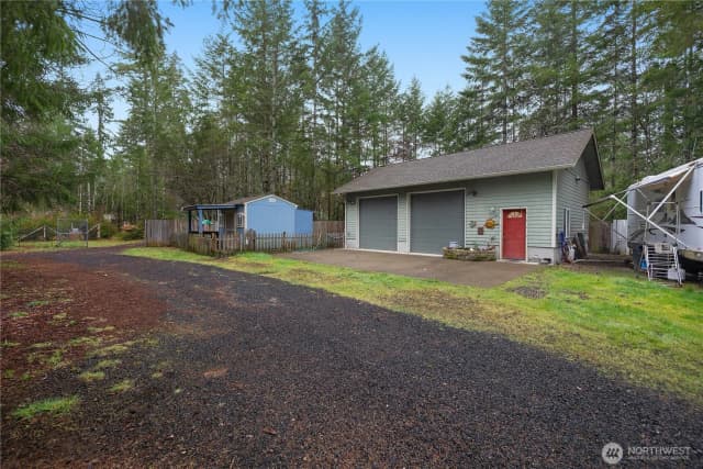 Property photo for 30 Se Mariner Lane, Shelton photo 2
