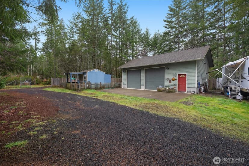 Property photo for 30 Se Mariner Lane, Shelton photo 2
