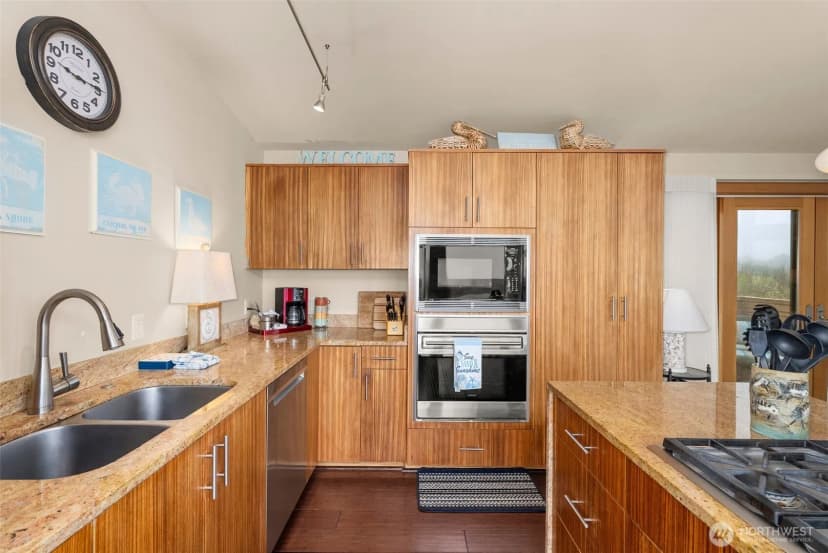 Property photo for 1603 Sea Grass Lane, Westport photo 9