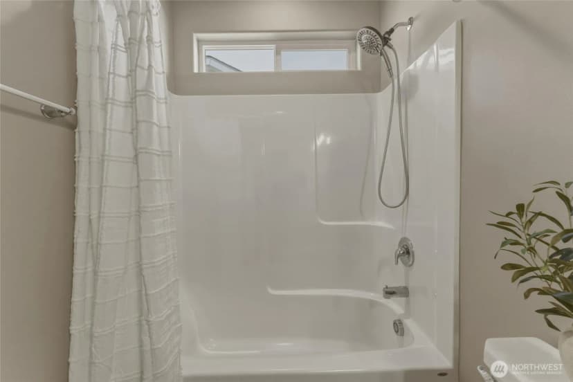 Property photo for 1203 Sw Julia Street, College Place photo 8