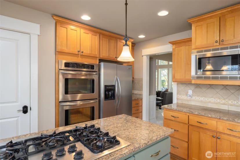 Property photo for 12625 6th Avenue Ne, Tulalip photo 9