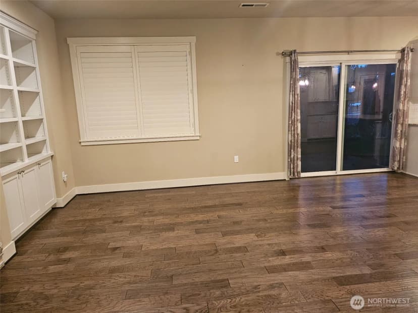 Property photo for 27929 154th Avenue Se, Kent photo 12