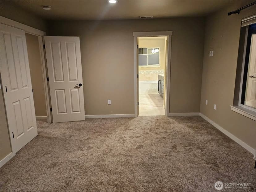 Property photo for 27929 154th Avenue Se, Kent photo 20