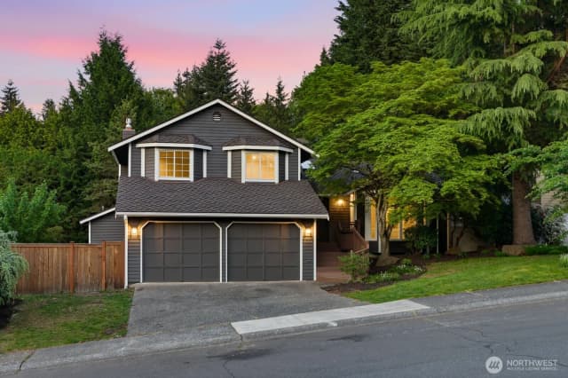 Property photo for 13227 Harbour Heights Drive, Mukilteo photo 4