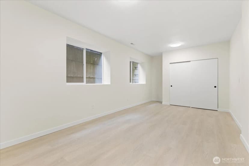 Property photo for 422 E Titus, Kent photo 25