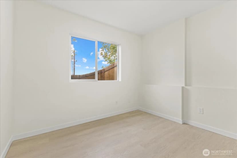 Property photo for 422 E Titus, Kent photo 21