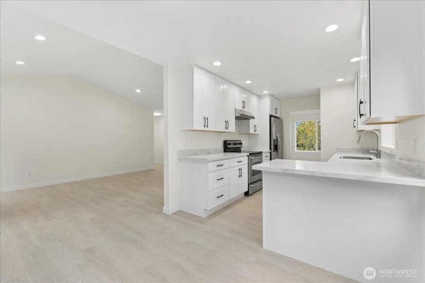 Property photo for 422 E Titus, Kent photo 8